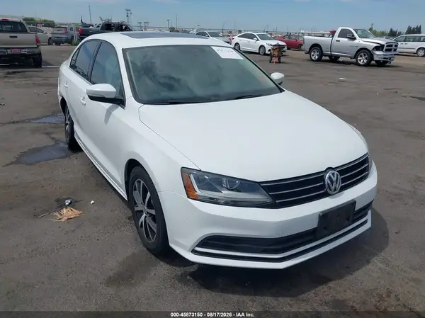 3VWDB7AJ7HM277035 2017 VOLKSWAGEN JETTA - Image 1