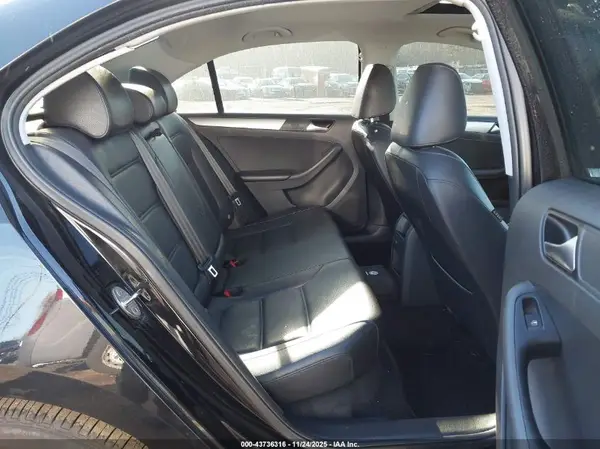 3VWDB7AJ7HM294143 2017 VOLKSWAGEN JETTA - Image 8