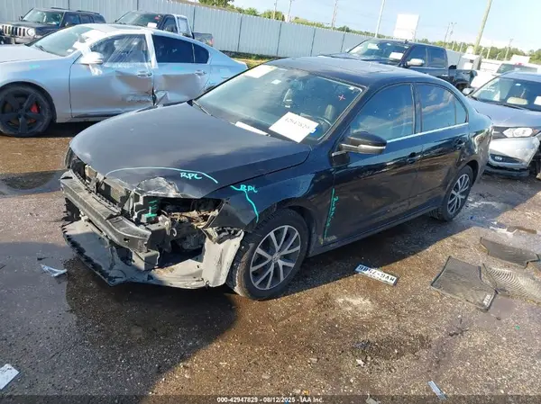 3VWDB7AJ7HM296345 2017 VOLKSWAGEN JETTA - Image 2