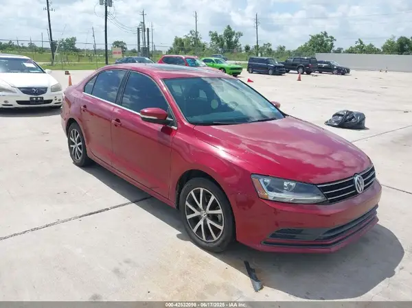 3VWDB7AJ7HM299620 2017 VOLKSWAGEN JETTA - Image 1