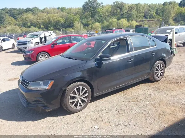 3VWDB7AJ7HM301284 2017 VOLKSWAGEN JETTA - Image 2