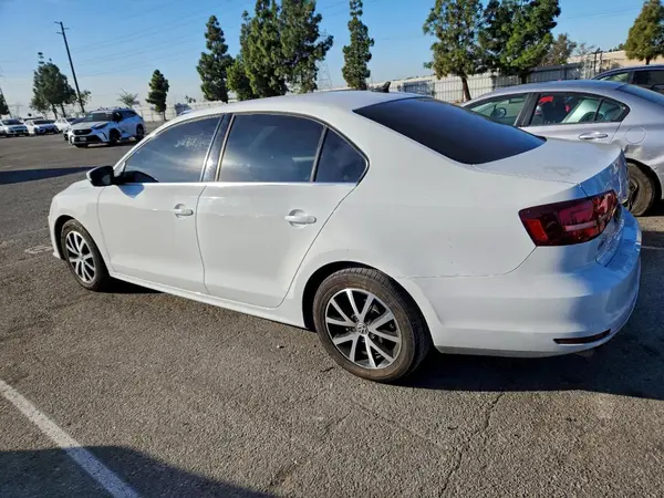3VWDB7AJ7HM308266 2017 VOLKSWAGEN JETTA - Image 2
