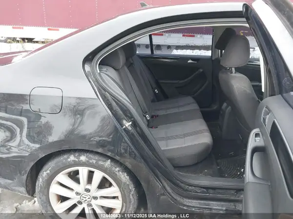 3VWDB7AJ7HM322118 2017 VOLKSWAGEN JETTA - Image 8