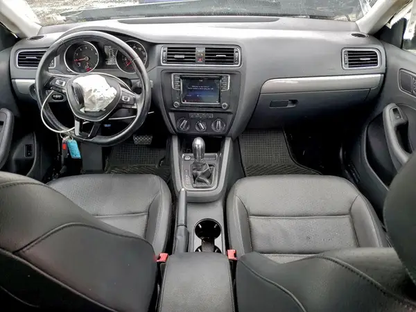 3VWDB7AJ7HM325665 2017 VOLKSWAGEN JETTA - Image 8