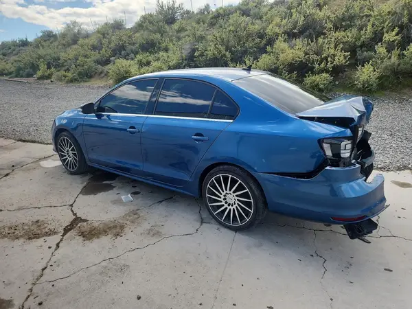 3VWDB7AJ7HM326783 2017 VOLKSWAGEN JETTA - Image 2