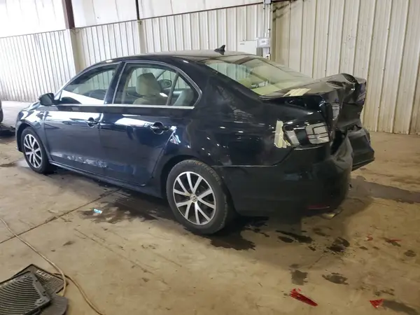 3VWDB7AJ7HM337833 2017 VOLKSWAGEN JETTA - Image 2