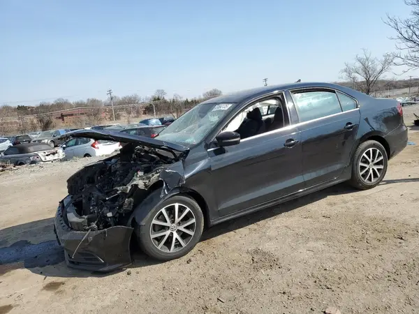 3VWDB7AJ7HM341834 2017 VOLKSWAGEN JETTA - Image 1