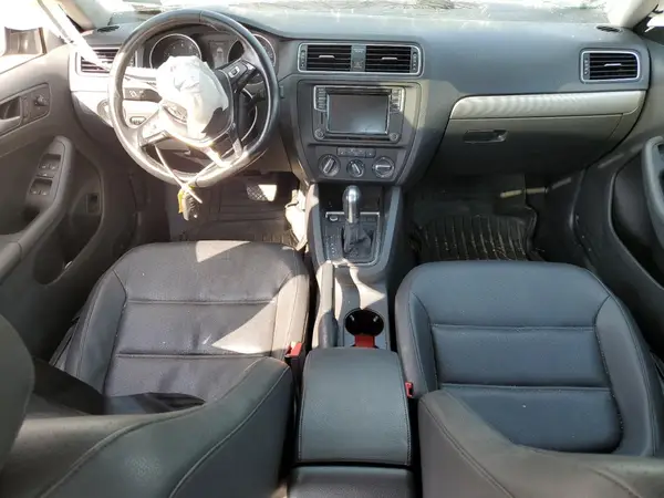 3VWDB7AJ7HM341834 2017 VOLKSWAGEN JETTA - Image 8