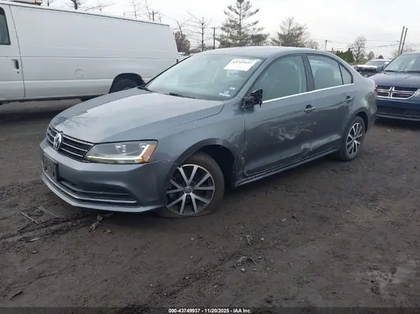 3VWDB7AJ7HM343003 2017 VOLKSWAGEN JETTA - Image 2