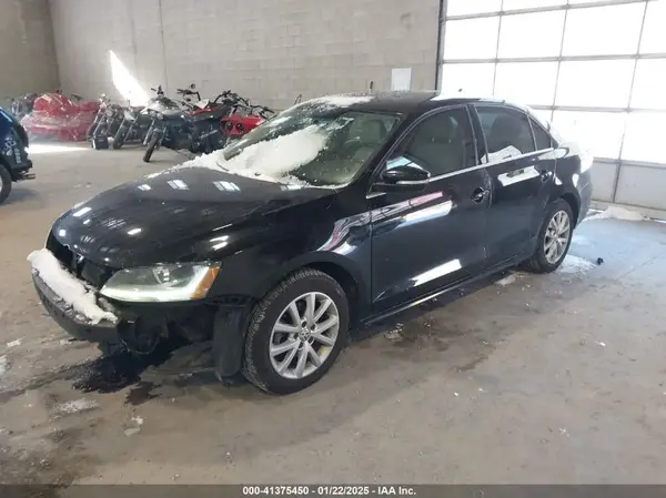 3VWDB7AJ7HM367124 2017 VOLKSWAGEN JETTA - Image 2