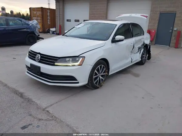 3VWDB7AJ7HM369097 2017 VOLKSWAGEN JETTA - Image 2