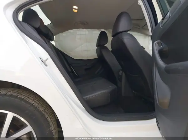 3VWDB7AJ7HM369097 2017 VOLKSWAGEN JETTA - Image 8
