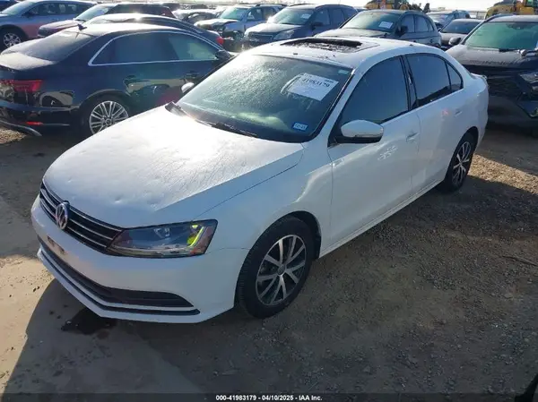 3VWDB7AJ7HM369200 2017 VOLKSWAGEN JETTA - Image 2