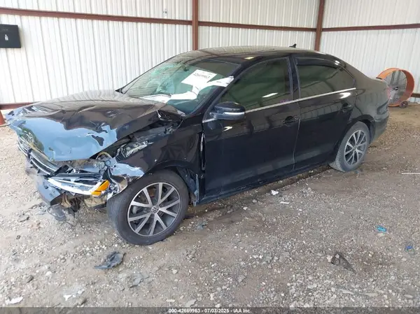 3VWDB7AJ7HM373537 2017 VOLKSWAGEN JETTA - Image 2