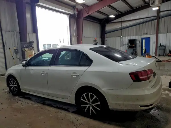 3VWDB7AJ7HM378799 2017 VOLKSWAGEN JETTA - Image 2