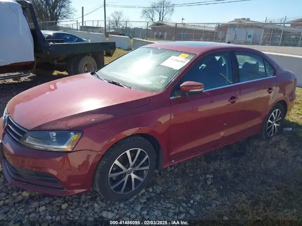 3VWDB7AJ7HM385283 2017 VOLKSWAGEN JETTA - Image 2