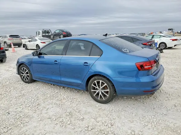 3VWDB7AJ7HM387325 2017 VOLKSWAGEN JETTA - Image 2