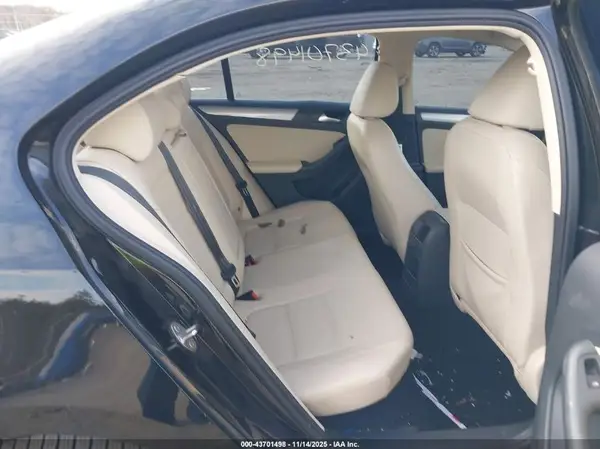3VWDB7AJ7HM388815 2017 VOLKSWAGEN JETTA - Image 8