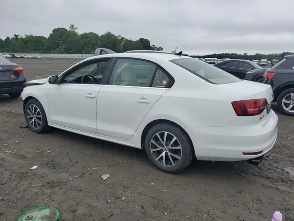 3VWDB7AJ7HM389348 2017 VOLKSWAGEN JETTA - Image 2