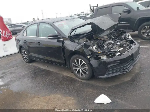 3VWDB7AJ7HM393254 2017 VOLKSWAGEN JETTA - Image 1