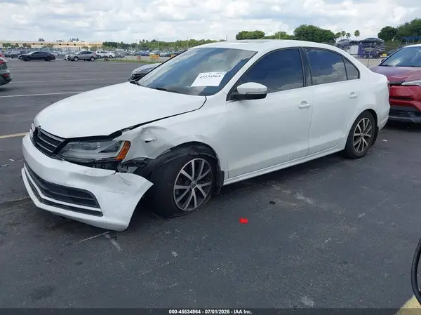 3VWDB7AJ7HM393951 2017 VOLKSWAGEN JETTA - Image 2