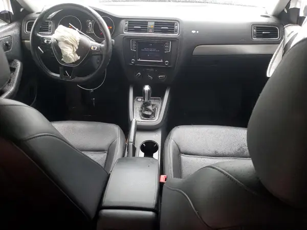 3VWDB7AJ7HM394422 2017 VOLKSWAGEN JETTA - Image 8