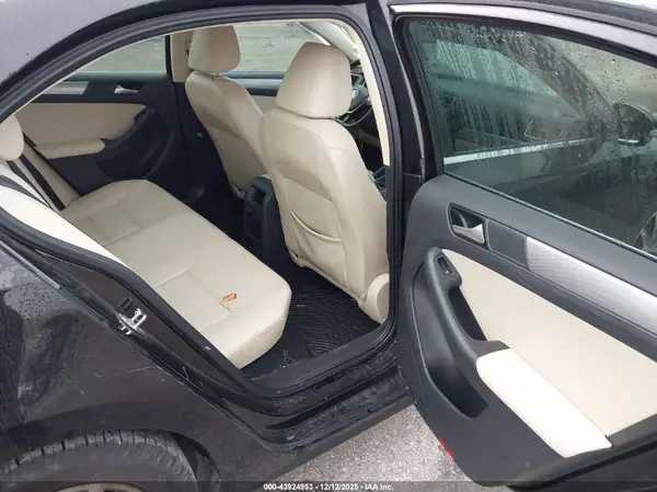 3VWDB7AJ7HM397370 2017 VOLKSWAGEN JETTA - Image 8