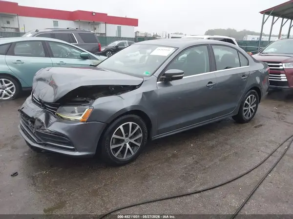 3VWDB7AJ7HM404303 2017 VOLKSWAGEN JETTA - Image 2