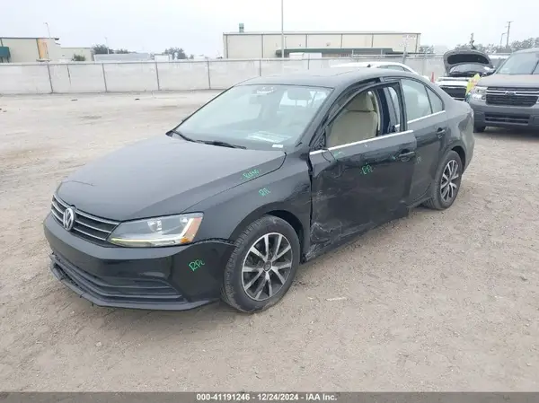 3VWDB7AJ7HM408528 2017 VOLKSWAGEN JETTA - Image 2