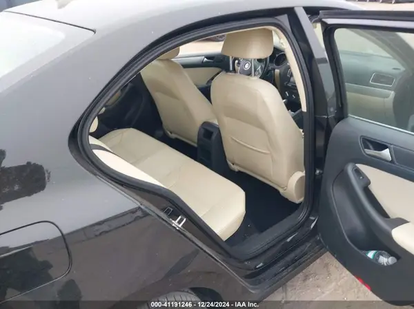 3VWDB7AJ7HM408528 2017 VOLKSWAGEN JETTA - Image 8