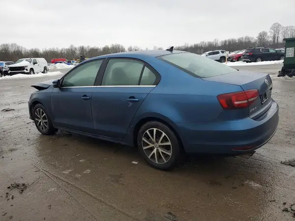 3VWDB7AJ7JM252187 2018 VOLKSWAGEN JETTA - Image 2