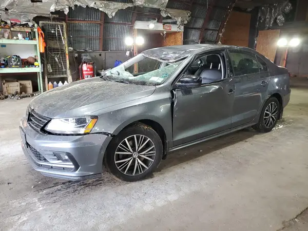 3VWDB7AJ7JM252481 2018 VOLKSWAGEN JETTA - Image 1