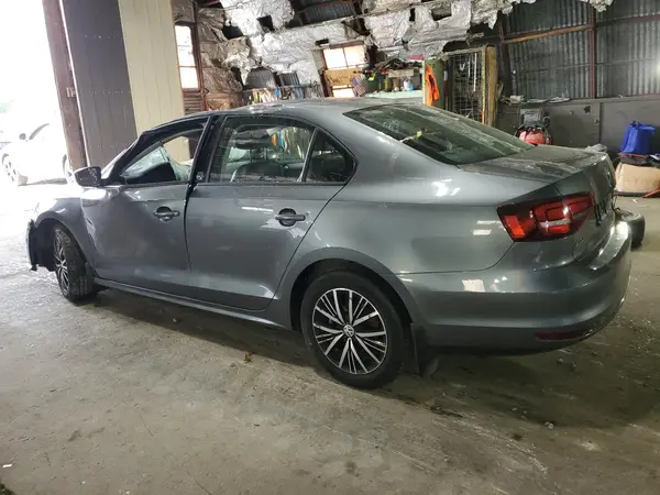3VWDB7AJ7JM252481 2018 VOLKSWAGEN JETTA - Image 2