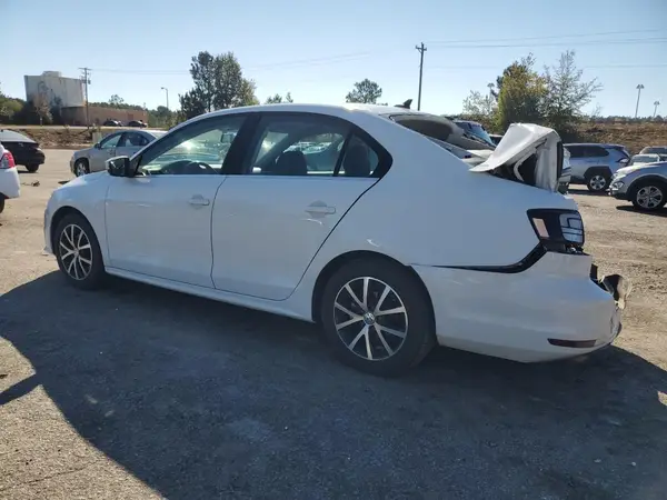 3VWDB7AJ7JM263254 2018 VOLKSWAGEN JETTA - Image 2