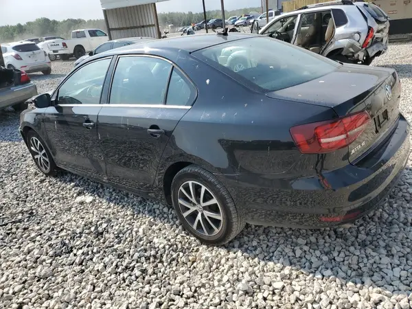 3VWDB7AJ7JM263898 2018 VOLKSWAGEN JETTA - Image 2