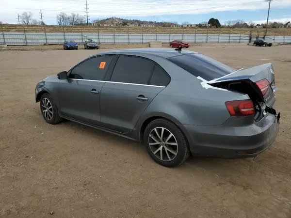 3VWDB7AJ8HM205812 2017 VOLKSWAGEN JETTA - Image 2