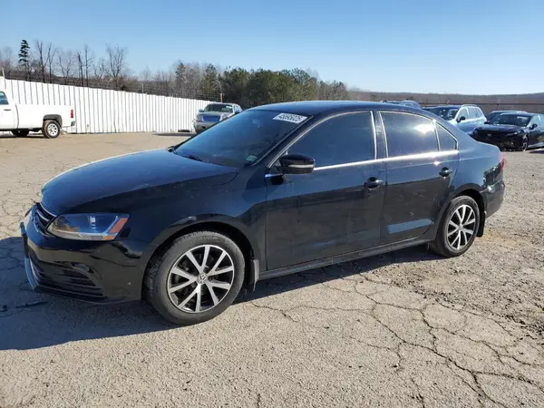 3VWDB7AJ8HM229351 2017 VOLKSWAGEN JETTA - Image 1