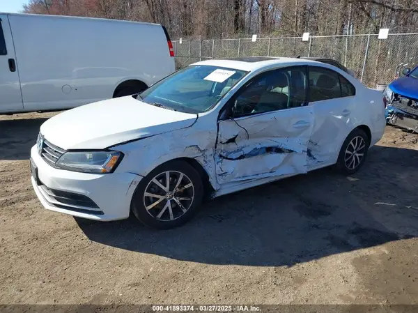3VWDB7AJ8HM251897 2017 VOLKSWAGEN JETTA - Image 2