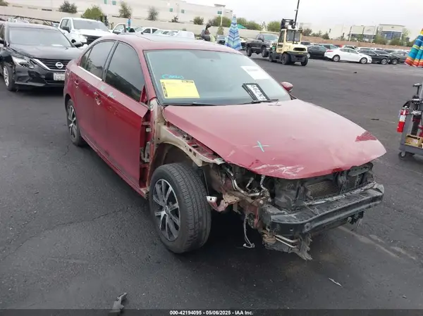 3VWDB7AJ8HM256114 2017 VOLKSWAGEN JETTA - Image 1