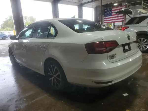 3VWDB7AJ8HM260342 2017 VOLKSWAGEN JETTA - Image 2