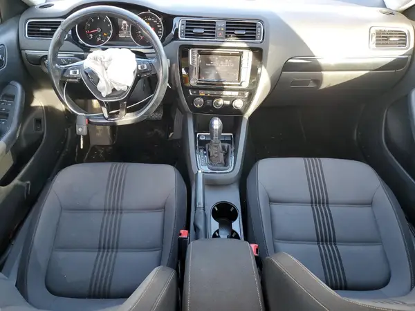 3VWDB7AJ8HM261135 2017 VOLKSWAGEN JETTA - Image 8