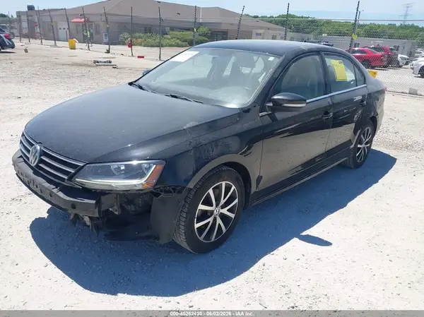 3VWDB7AJ8HM261765 2017 VOLKSWAGEN JETTA - Image 2