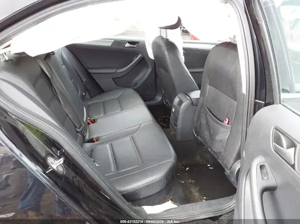 3VWDB7AJ8HM265153 2017 VOLKSWAGEN JETTA - Image 8