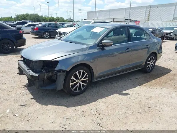 3VWDB7AJ8HM274113 2017 VOLKSWAGEN JETTA - Image 2
