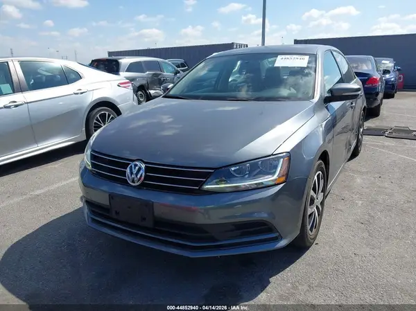 3VWDB7AJ8HM288349 2017 VOLKSWAGEN JETTA - Image 2