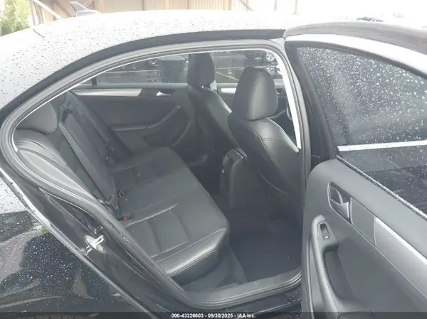 3VWDB7AJ8HM291980 2017 VOLKSWAGEN JETTA - Image 8