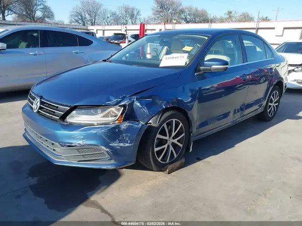 3VWDB7AJ8HM292241 2017 VOLKSWAGEN JETTA - Image 2