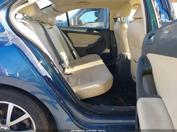 3VWDB7AJ8HM292241 2017 VOLKSWAGEN JETTA - Image 8