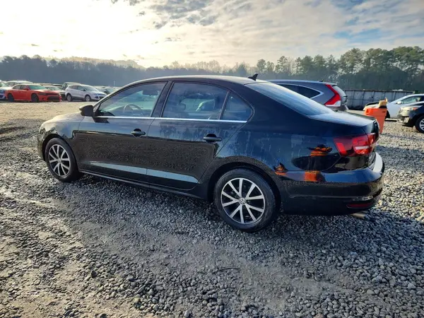 3VWDB7AJ8HM296354 2017 VOLKSWAGEN JETTA - Image 2
