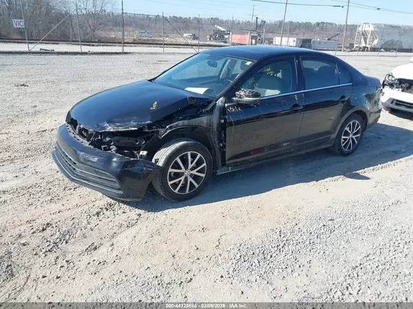 3VWDB7AJ8HM296810 2017 VOLKSWAGEN JETTA - Image 2